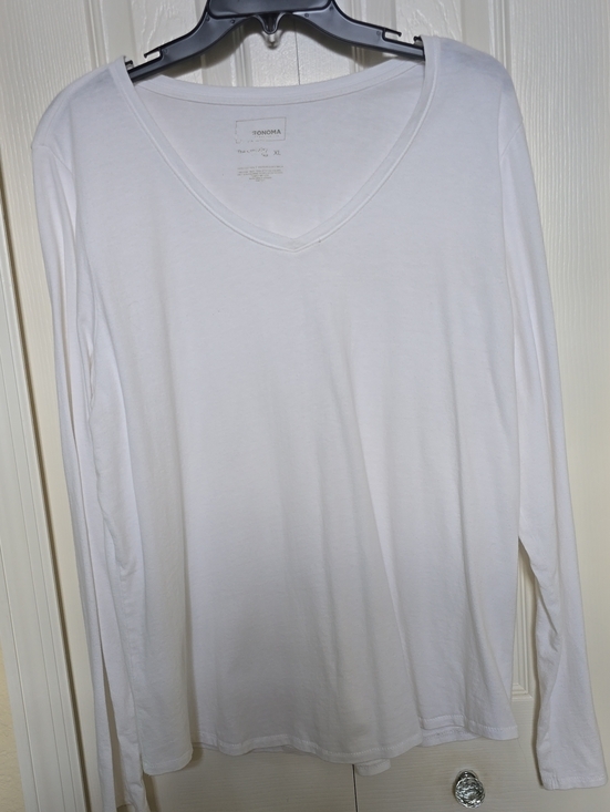 Sonoma Tops - Sonoma Women's White Long Sleeve V-Neck Tee
